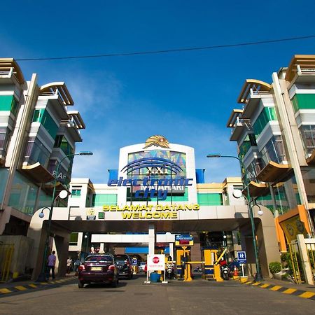Ak Hotel Nagoya Hill Batam Exterior photo