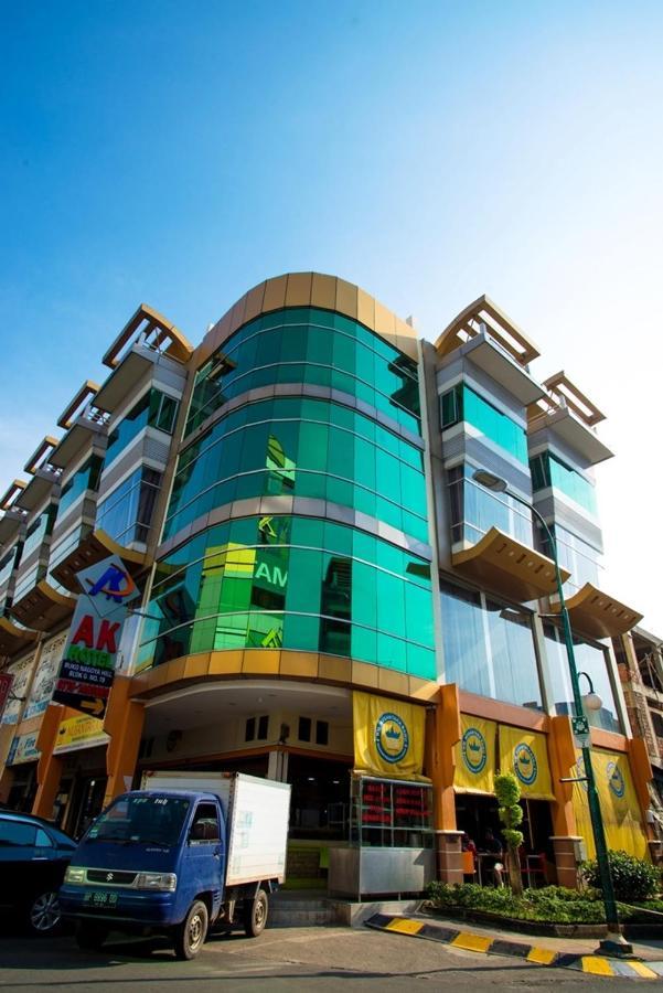 Ak Hotel Nagoya Hill Batam Exterior photo