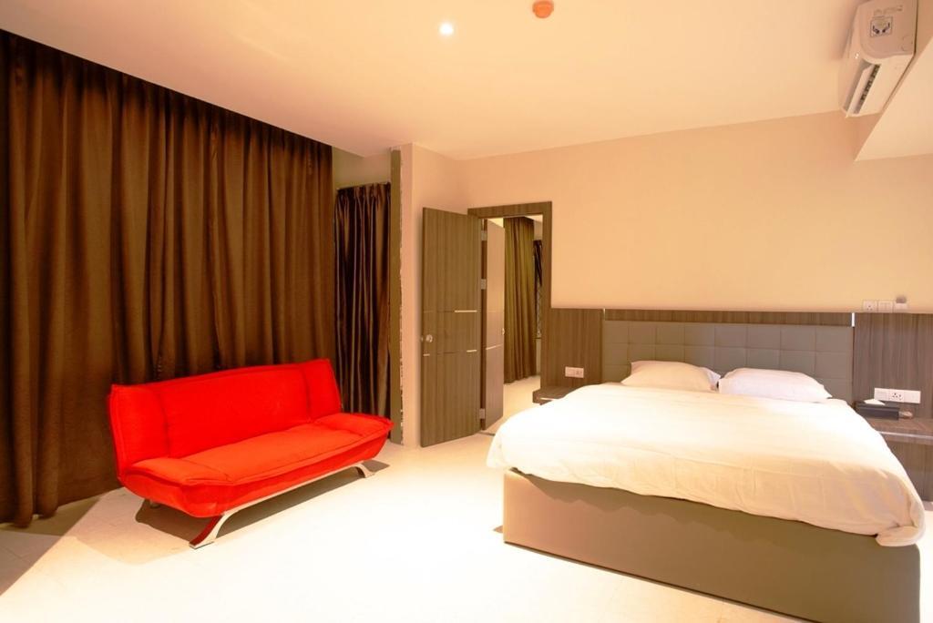Ak Hotel Nagoya Hill Batam Exterior photo